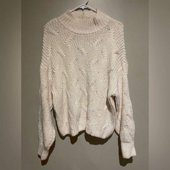 American Eagle Sweater - Picture 1 of 3